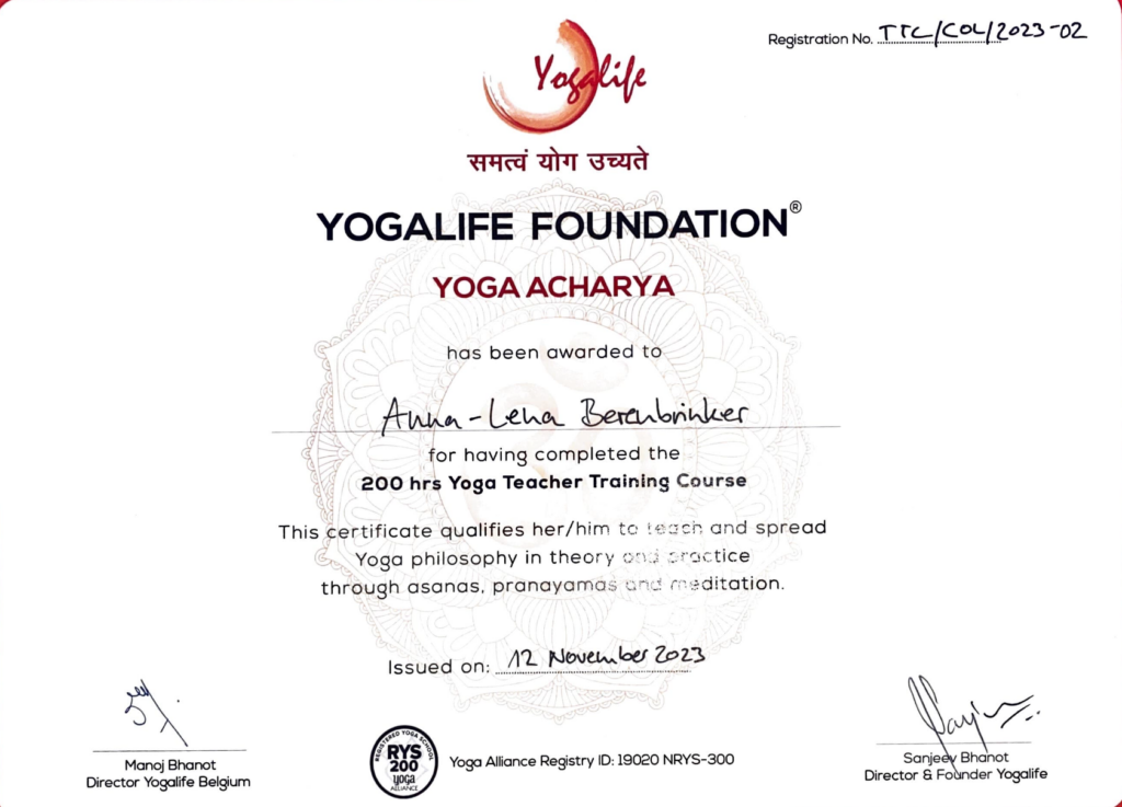 Zertifikat 200 Stunden Yoga Grundausbildung